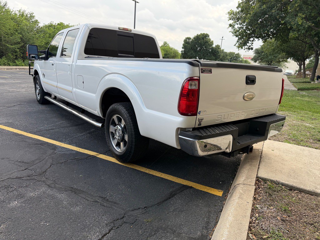 2011 Ford F-350 Image 11