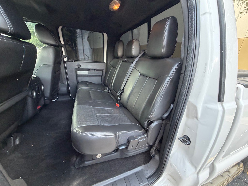 2011 Ford F-350 Image 20