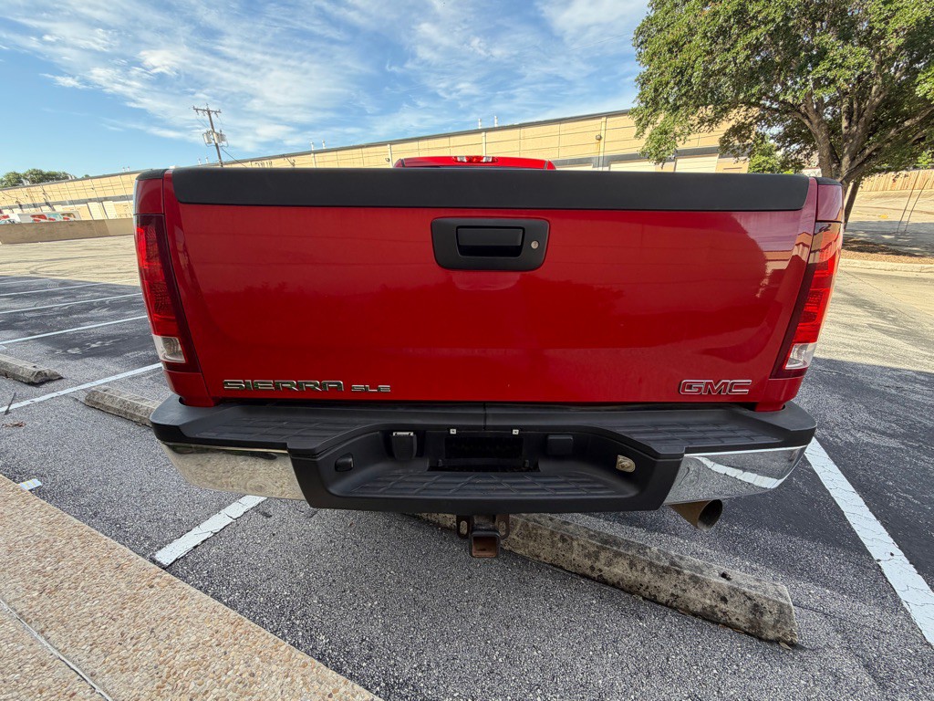 2008 GMC Sierra Image 7