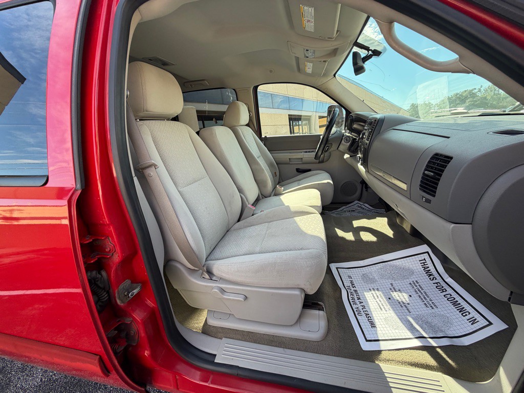 2008 GMC Sierra Image 11