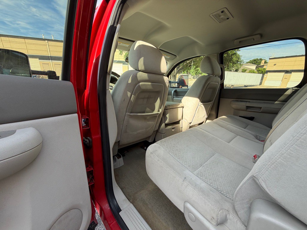 2008 GMC Sierra Image 16