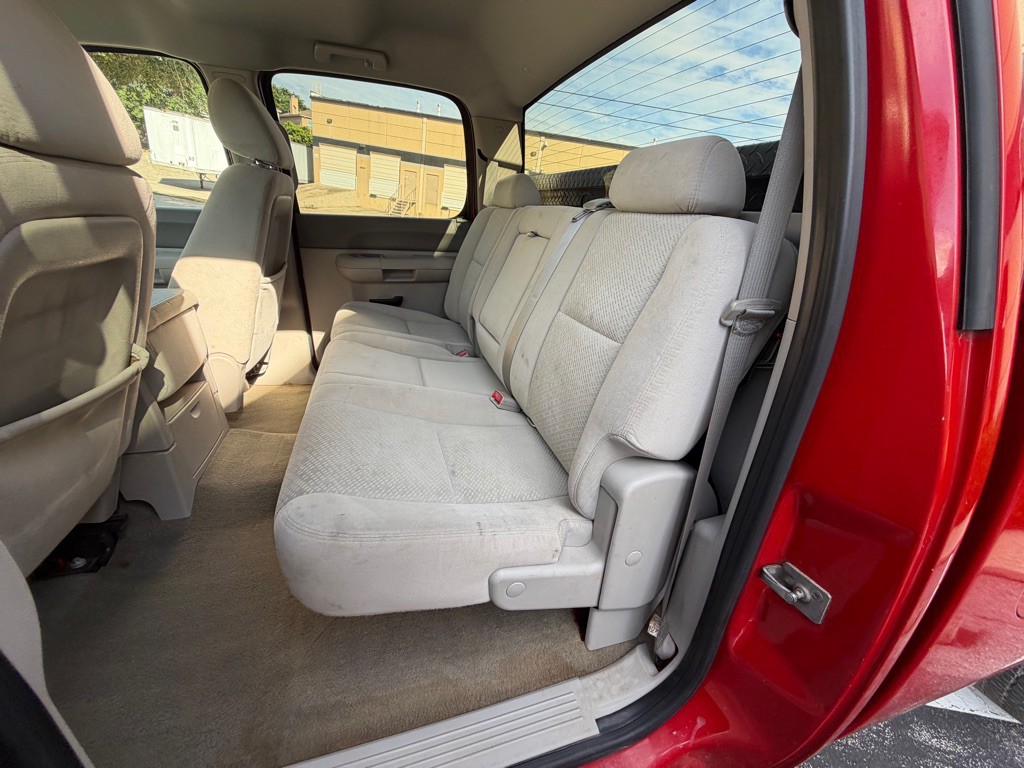 2008 GMC Sierra Image 17