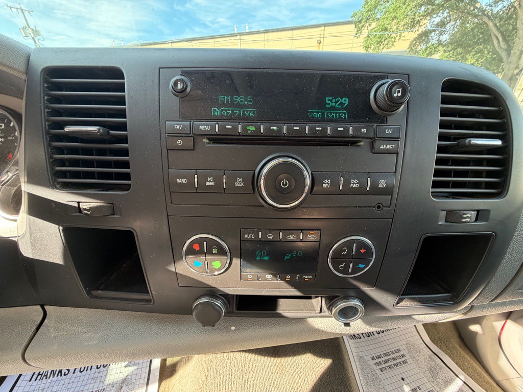 2008 GMC Sierra Image 23
