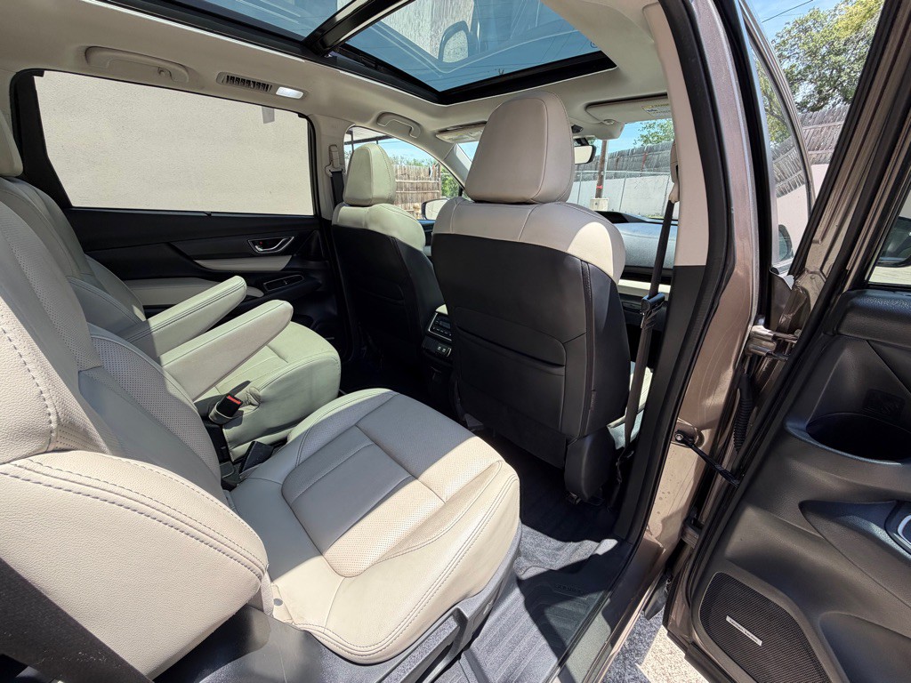 2022 Subaru Ascent Image 16