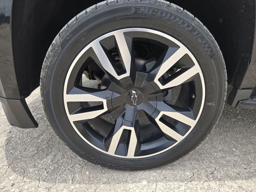 2018 Chevrolet Tahoe Image 17
