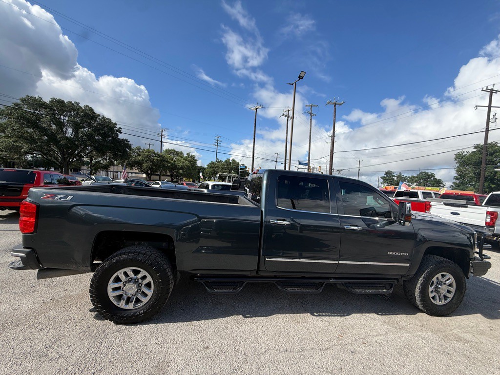 2018 Chevrolet Silverado 1500 Image 9