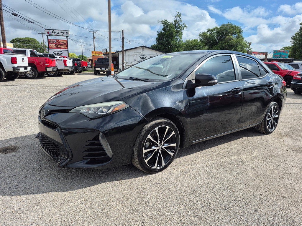 2018 Toyota Corolla Image 1