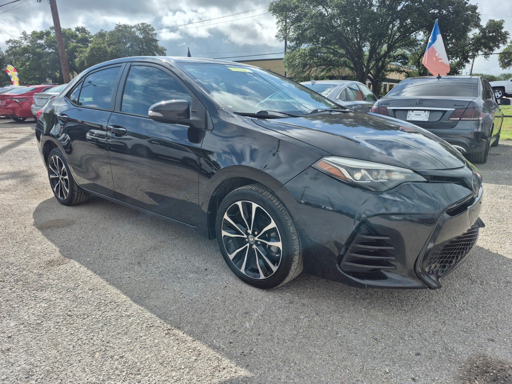 2018 Toyota Corolla Image 2