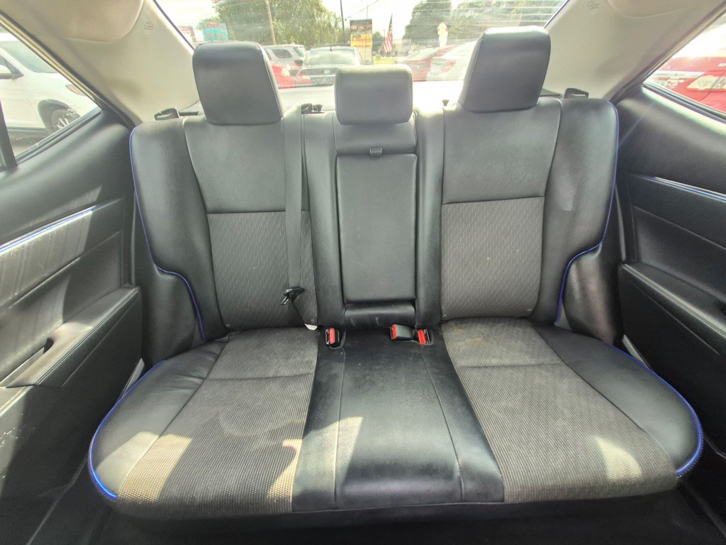 2018 Toyota Corolla Image 12