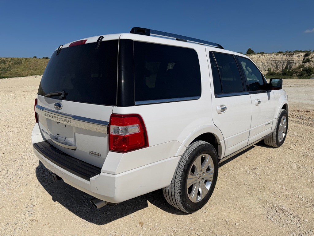 2016 Ford Expedition Image 9