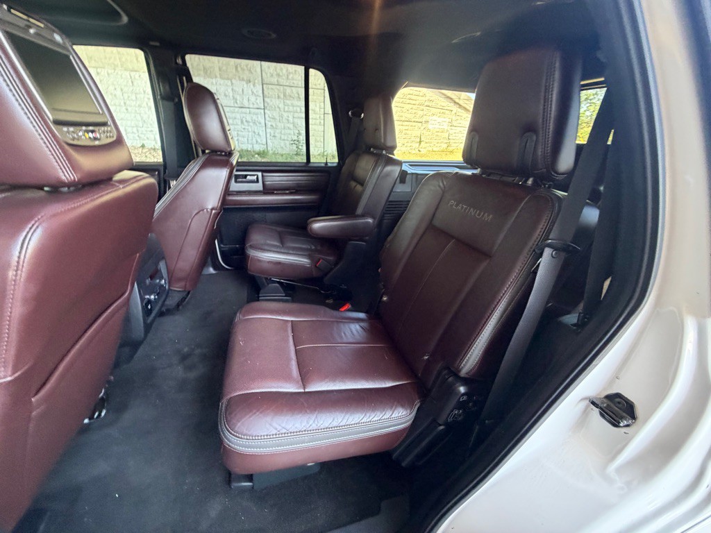 2016 Ford Expedition Image 22