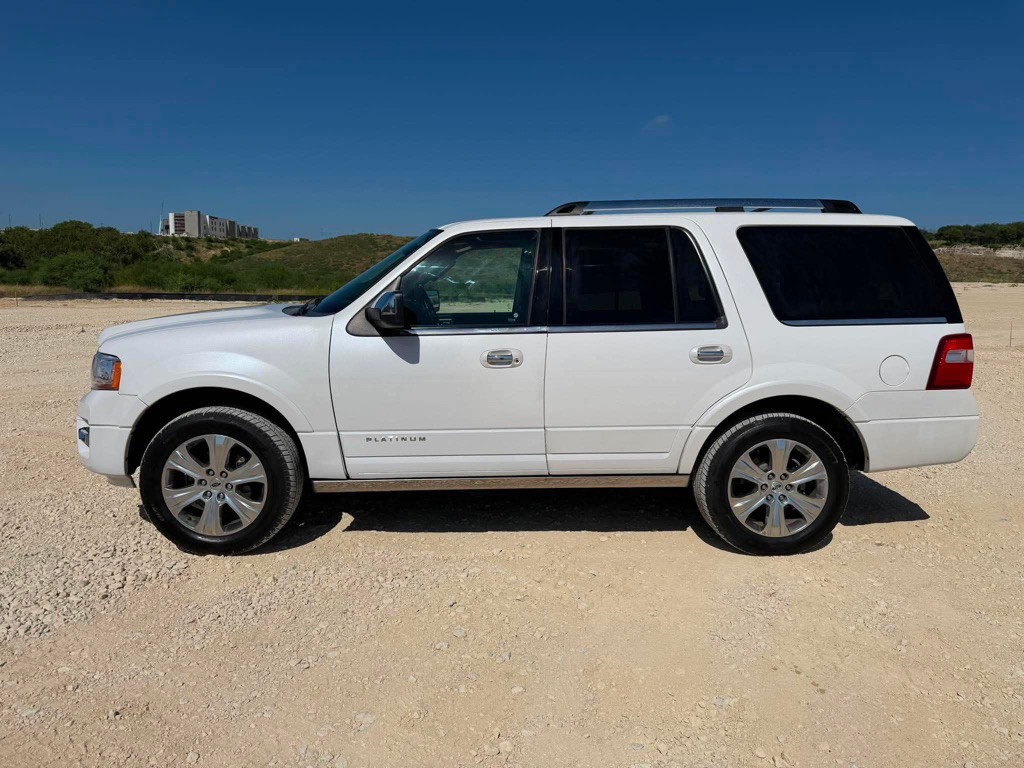 2016 Ford Expedition Image 41