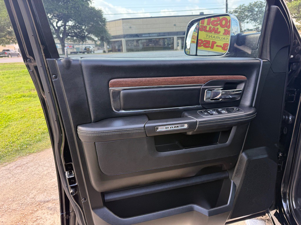 2015 RAM 1500 Image 11