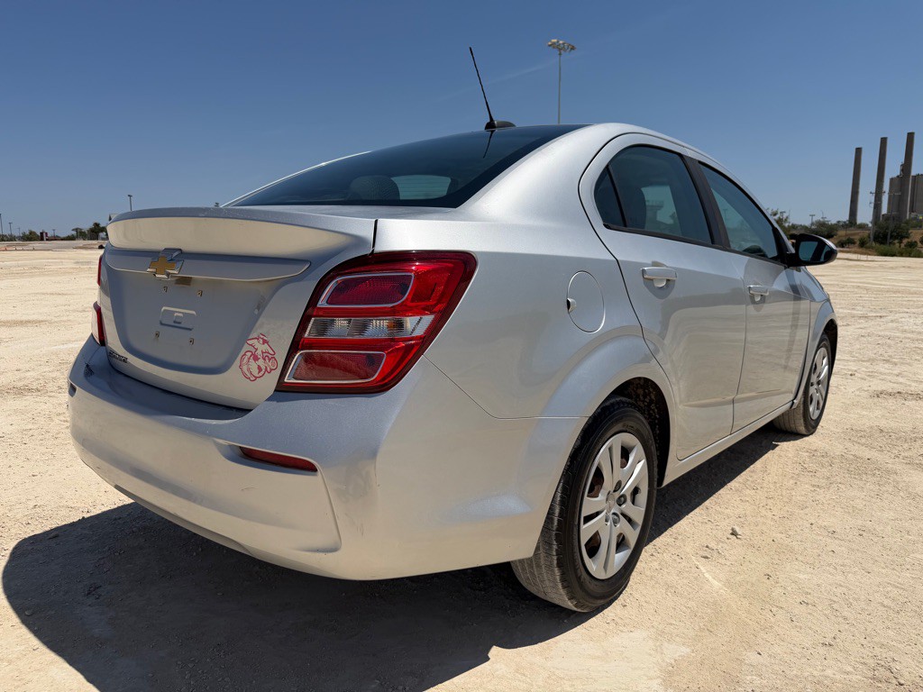2017 Chevrolet Sonic Image 9