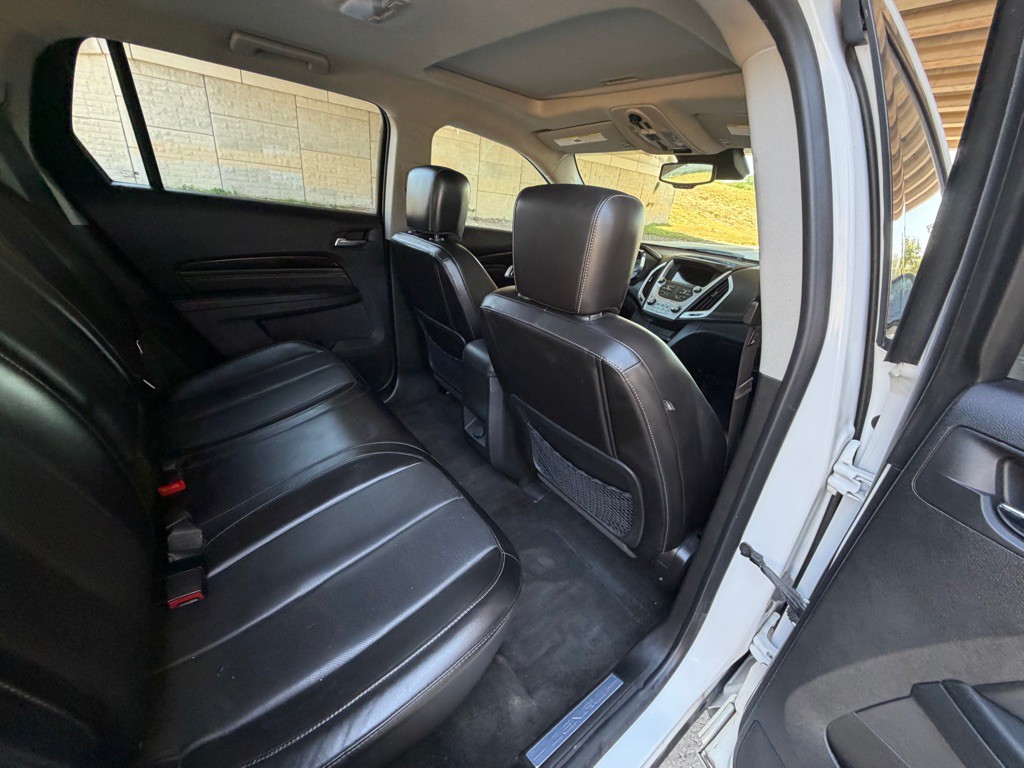 2016 GMC Terrain Image 16