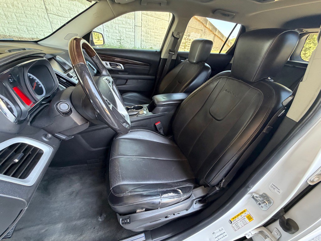 2016 GMC Terrain Image 25