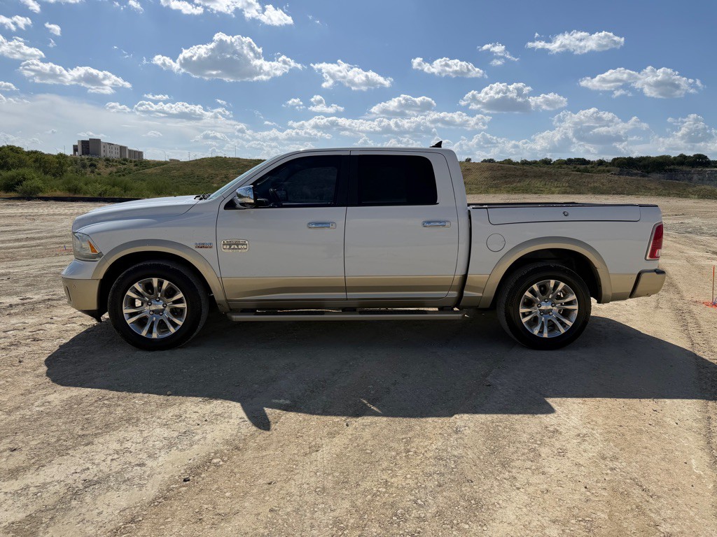 2016 RAM 1500 Image 3
