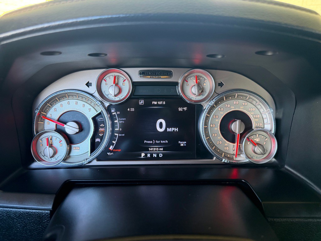 2016 RAM 1500 Image 32