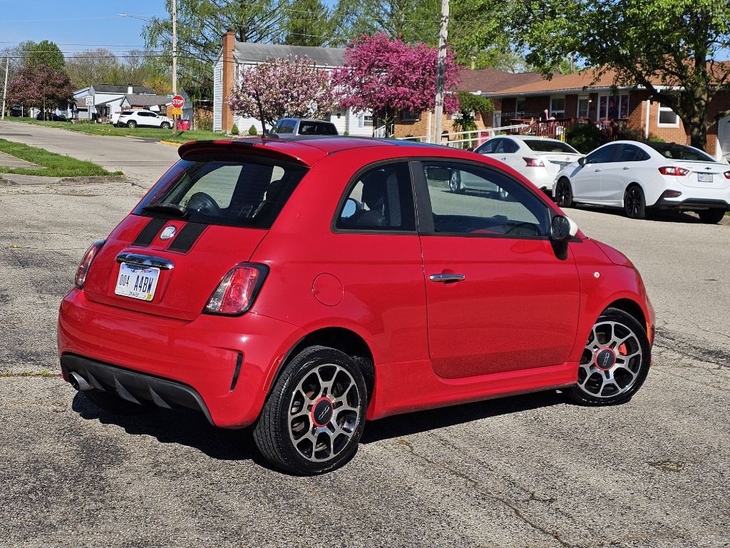 2013 FIAT 500 Image 4