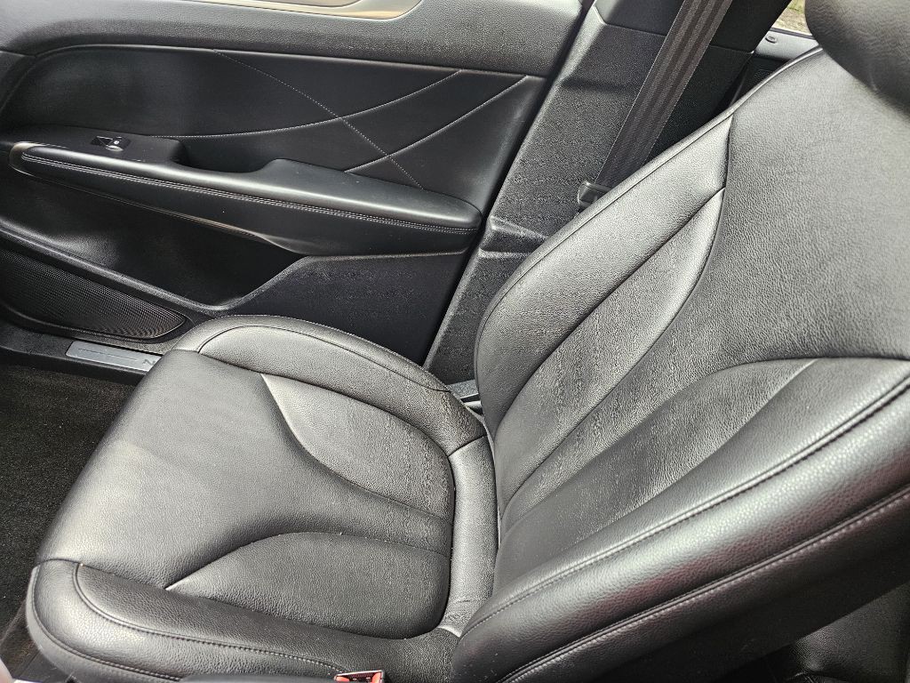2015 Lincoln MKC Image 12