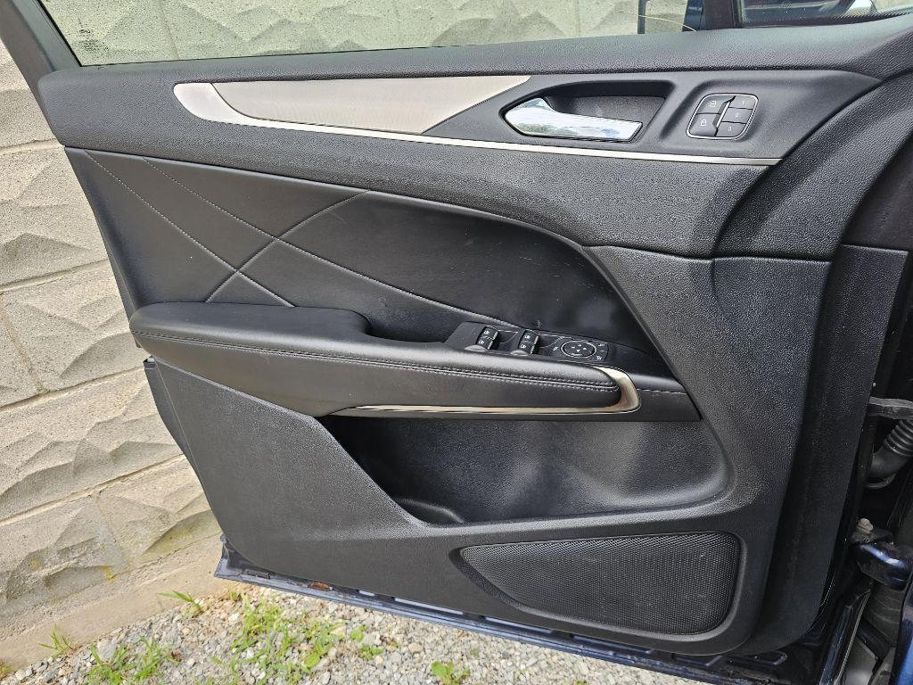 2015 Lincoln MKC Image 13