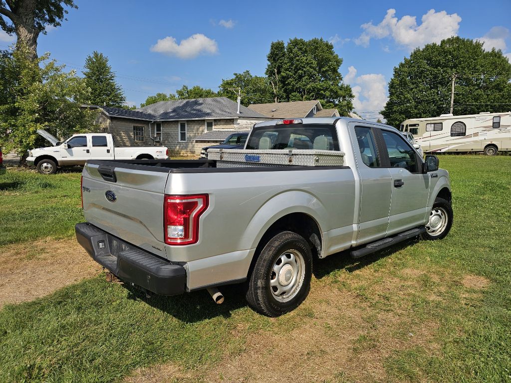 2015 Ford F-150 Image 4