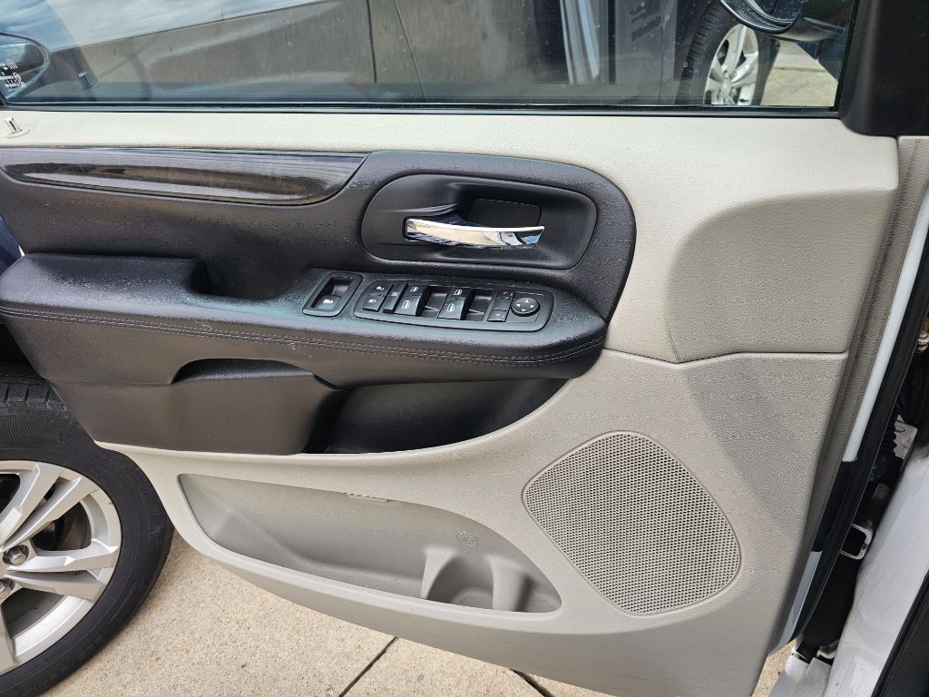 2014 Dodge Grand Caravan Image 7