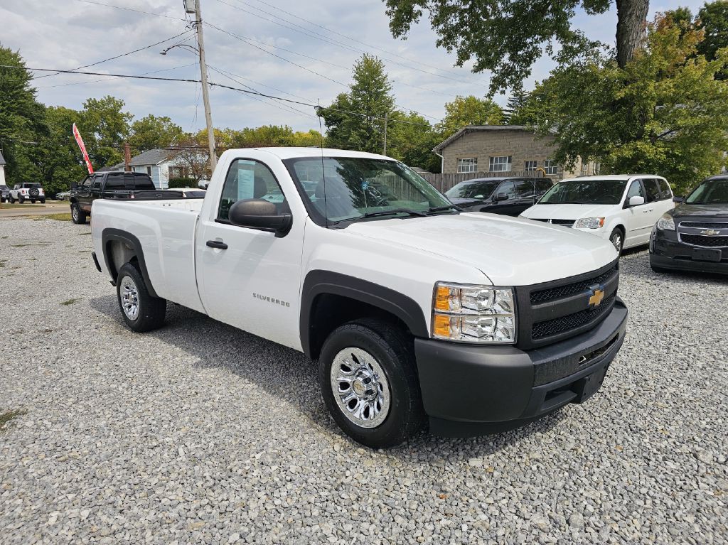 2013 Chevrolet Silverado 1500 Image 2