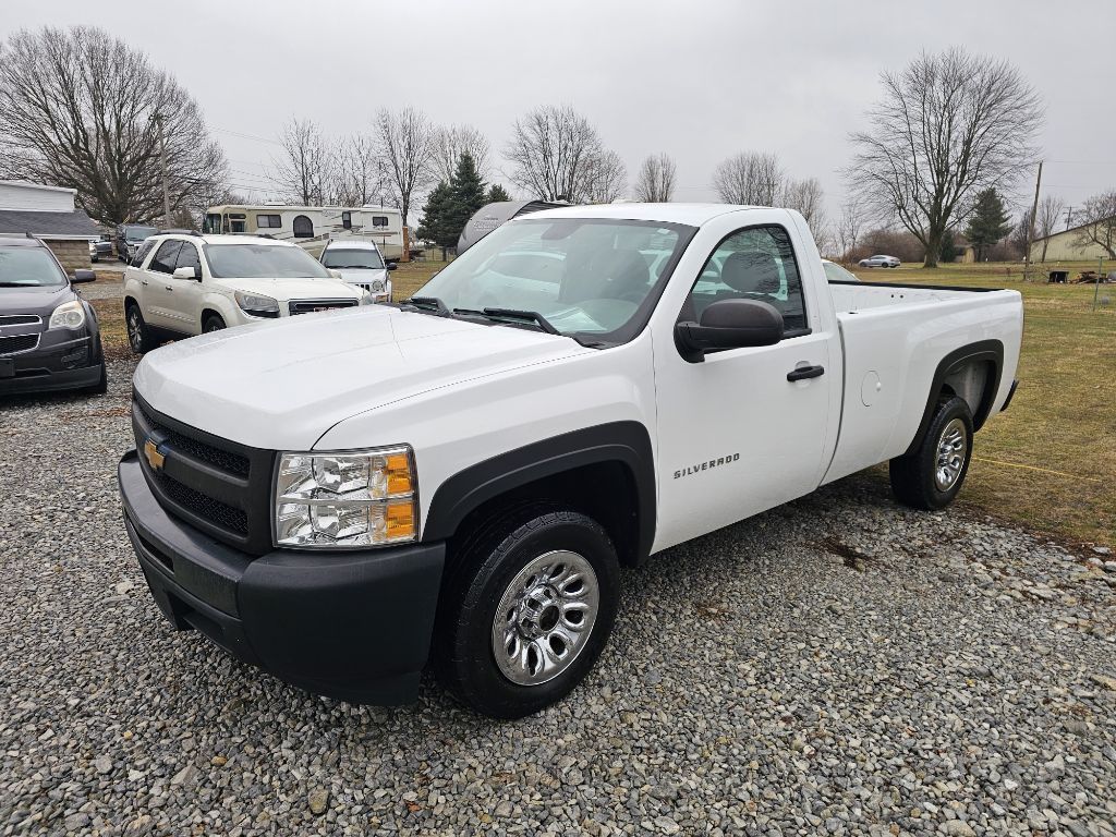 2013 Chevrolet Silverado 1500 Image 2