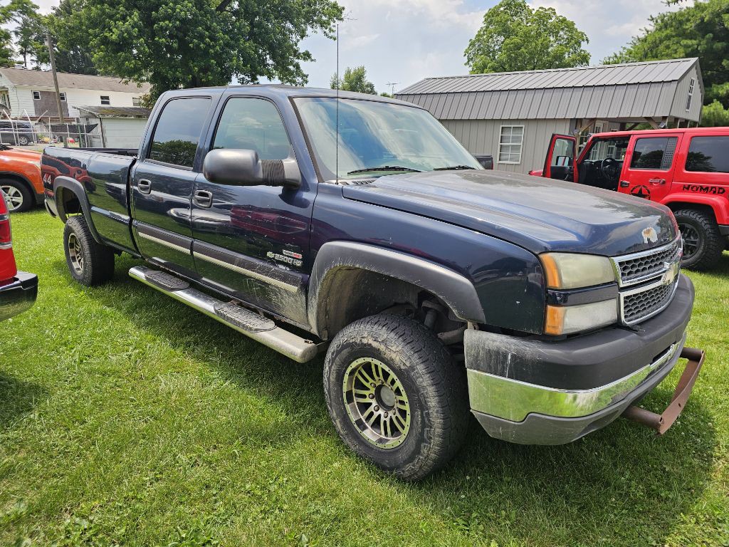 2005 Chevrolet Silverado 1500 Image 3