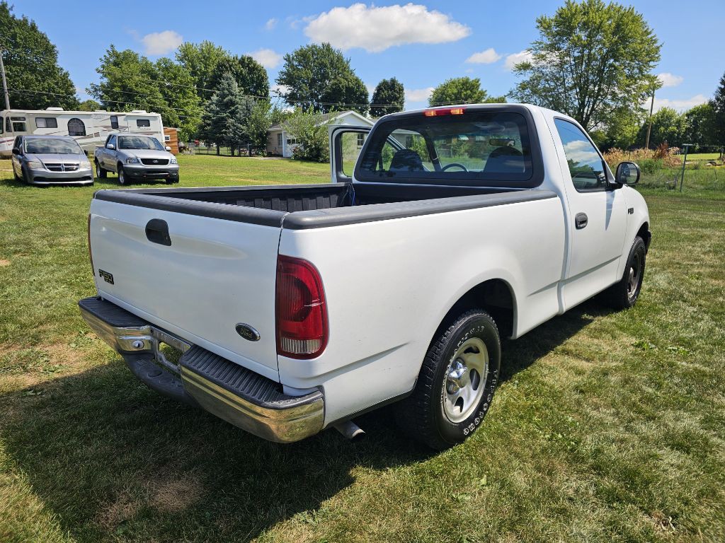 2000 Ford F-150 Image 2