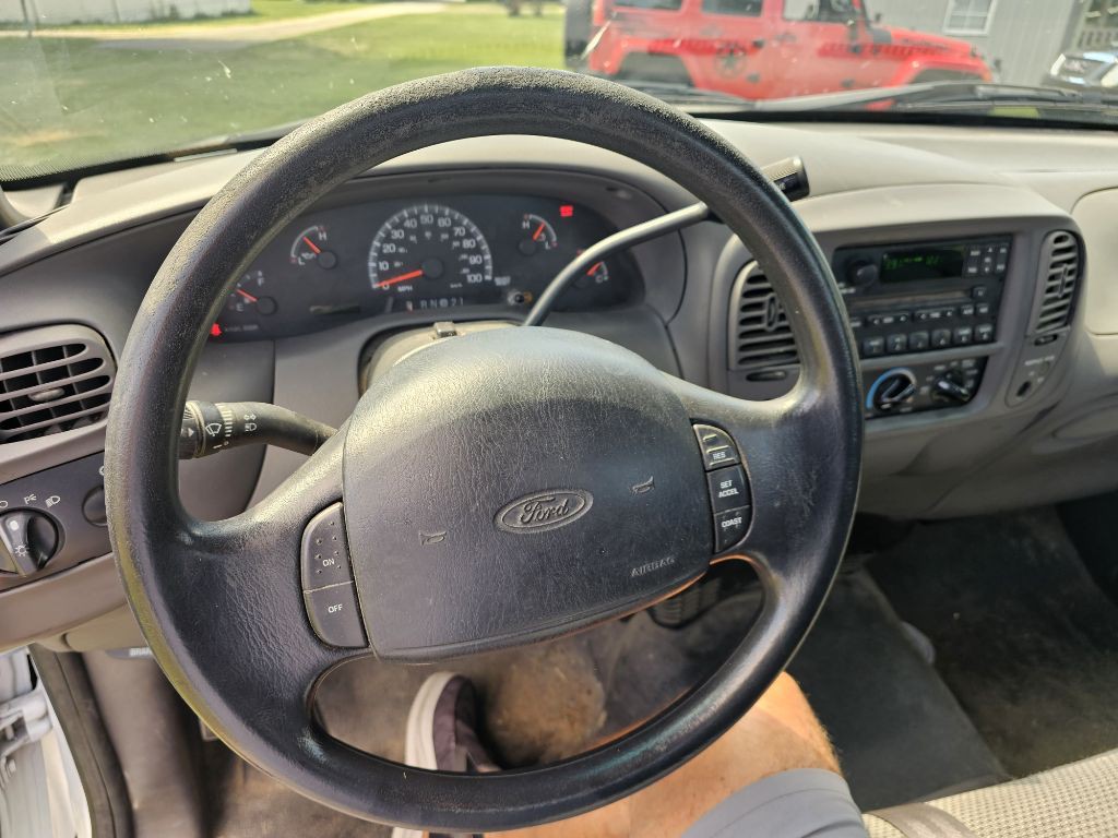 2000 Ford F-150 Image 5