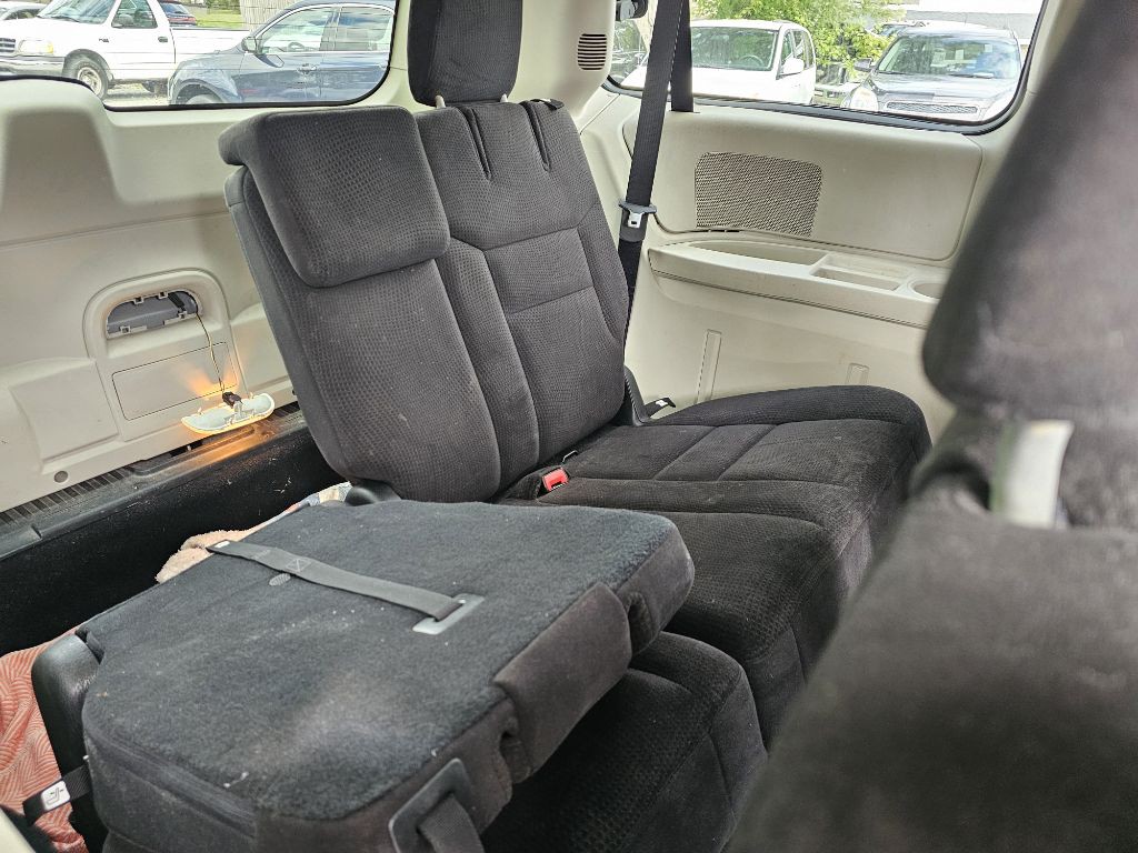 2014 Dodge Grand Caravan Image 5