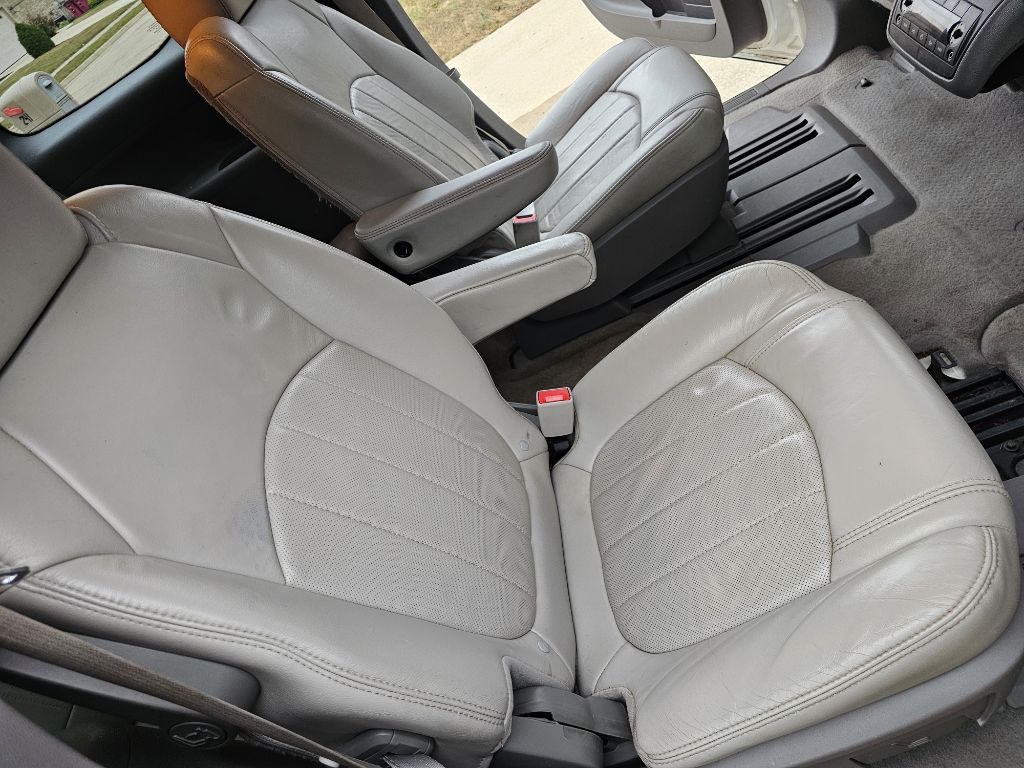 2014 GMC Acadia Image 9