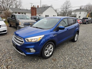 Image for 2017 Ford Escape SE ID: 6834682