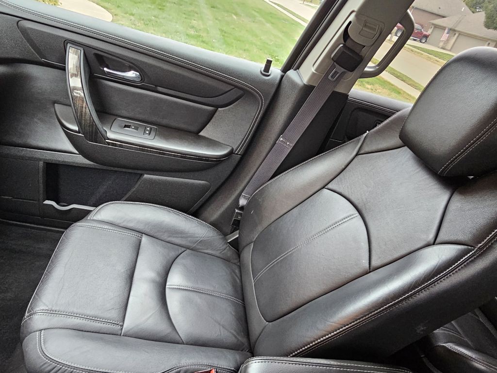 2015 GMC Acadia Image 6