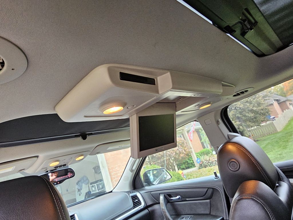 2015 GMC Acadia Image 10