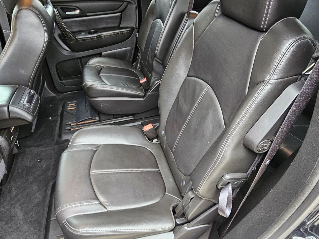 2015 GMC Acadia Image 12