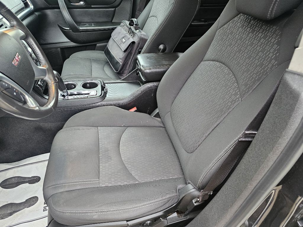 2013 GMC Acadia Image 10