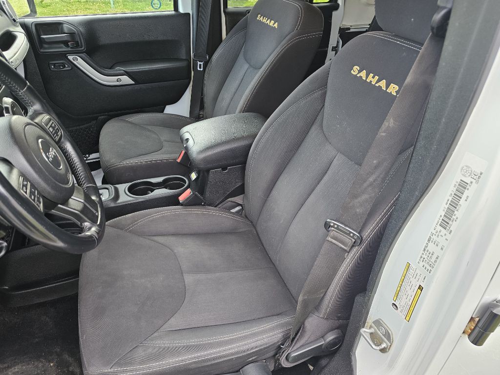 2014 Jeep Wrangler Unlimited Image 9