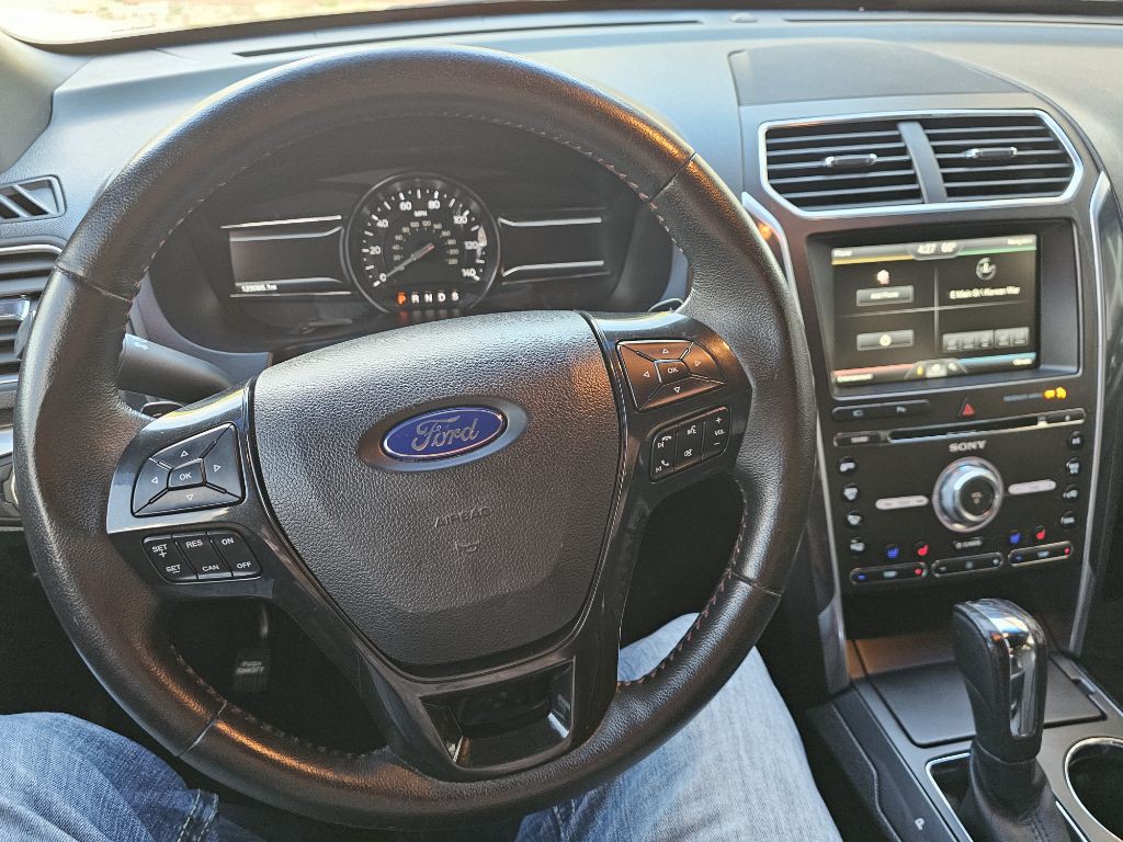 2016 Ford Explorer Image 6