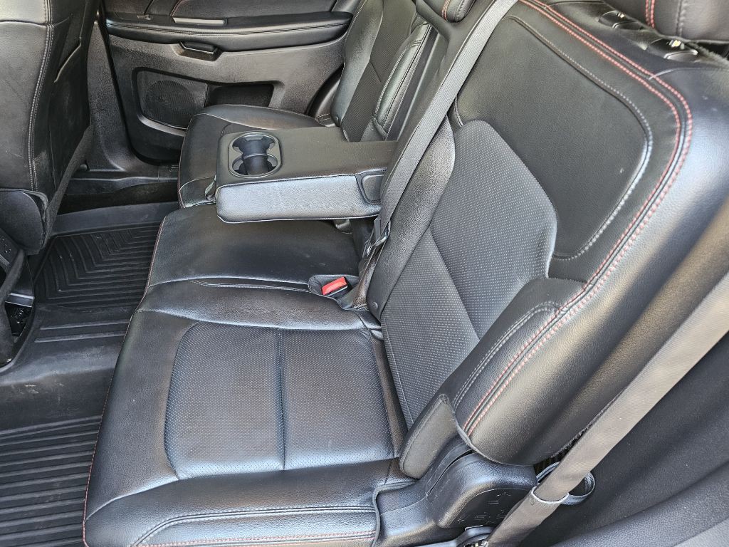 2016 Ford Explorer Image 11