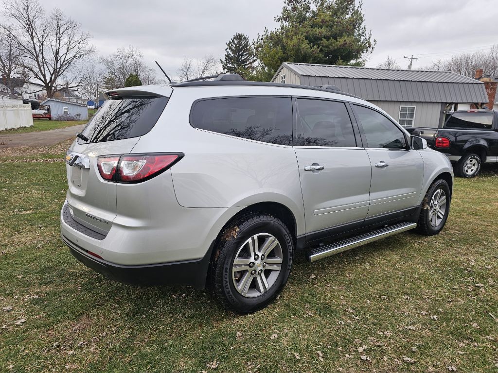 2015 Chevrolet Traverse Image 3