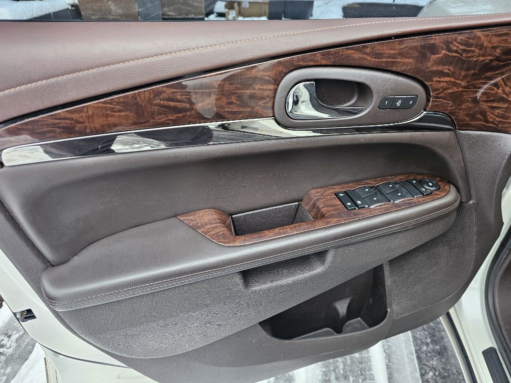 2013 Buick Enclave Image 11