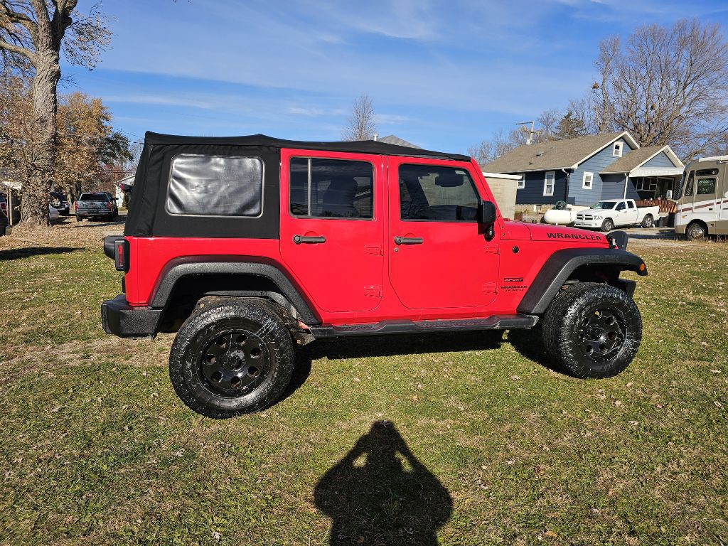 2015 Jeep Wrangler Unlimited Image 2