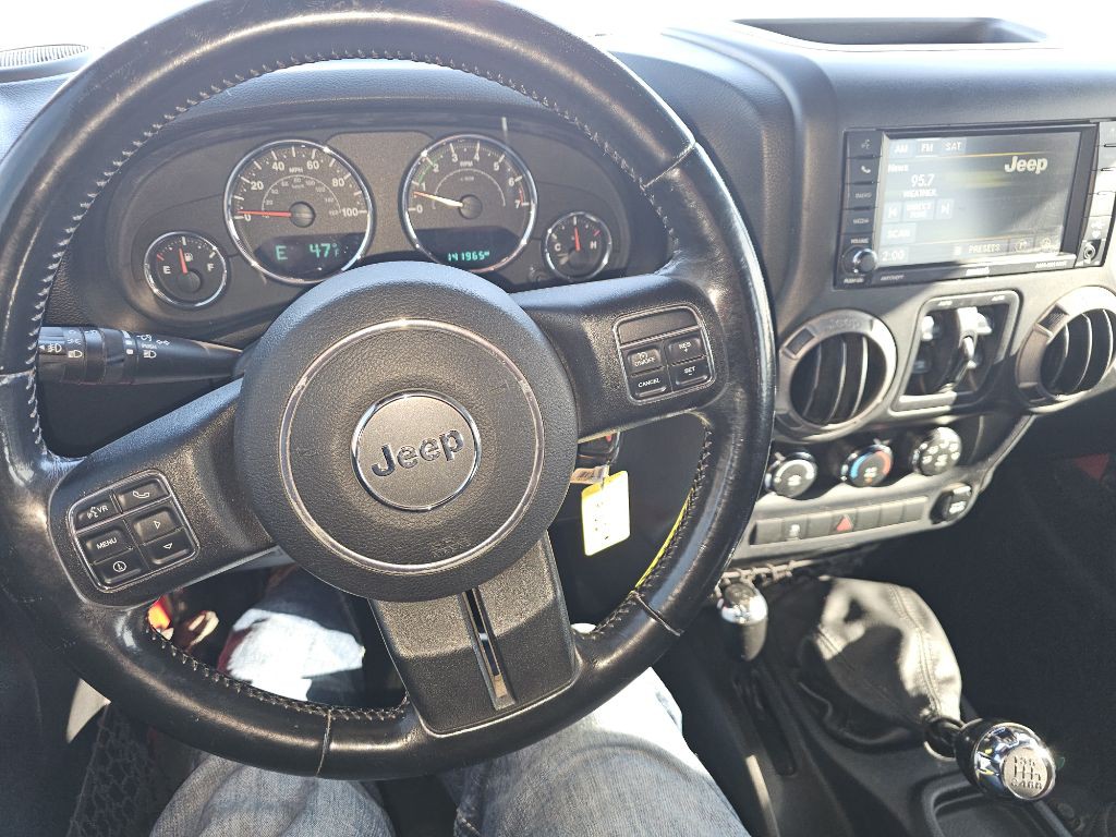 2015 Jeep Wrangler Unlimited Image 9