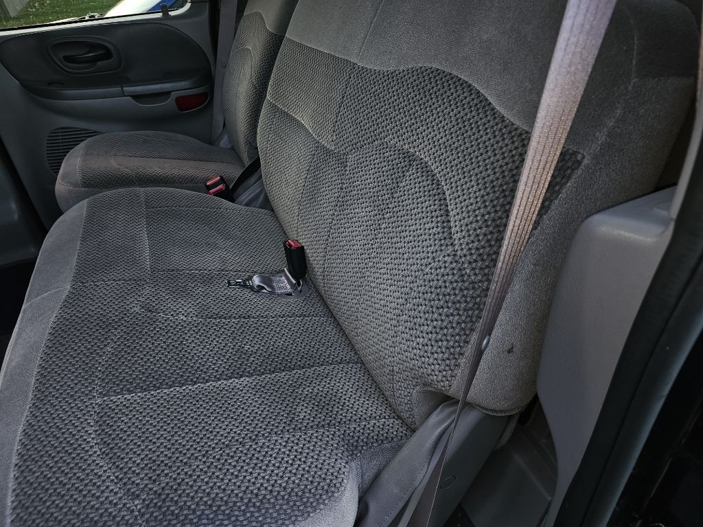 2001 Ford F-150 Image 5