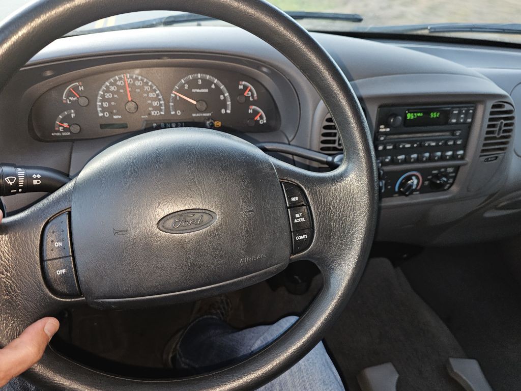 2001 Ford F-150 Image 7
