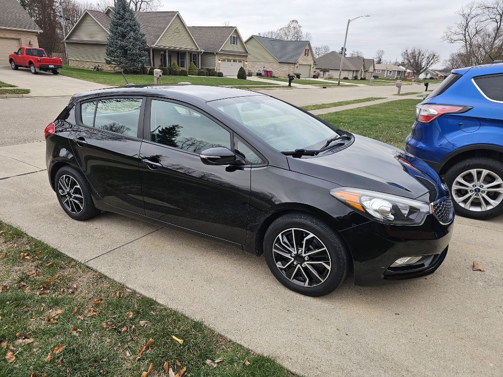 2016 Kia Forte Image 2