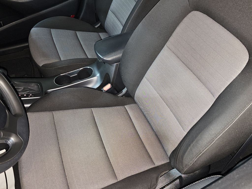 2016 Kia Forte Image 6